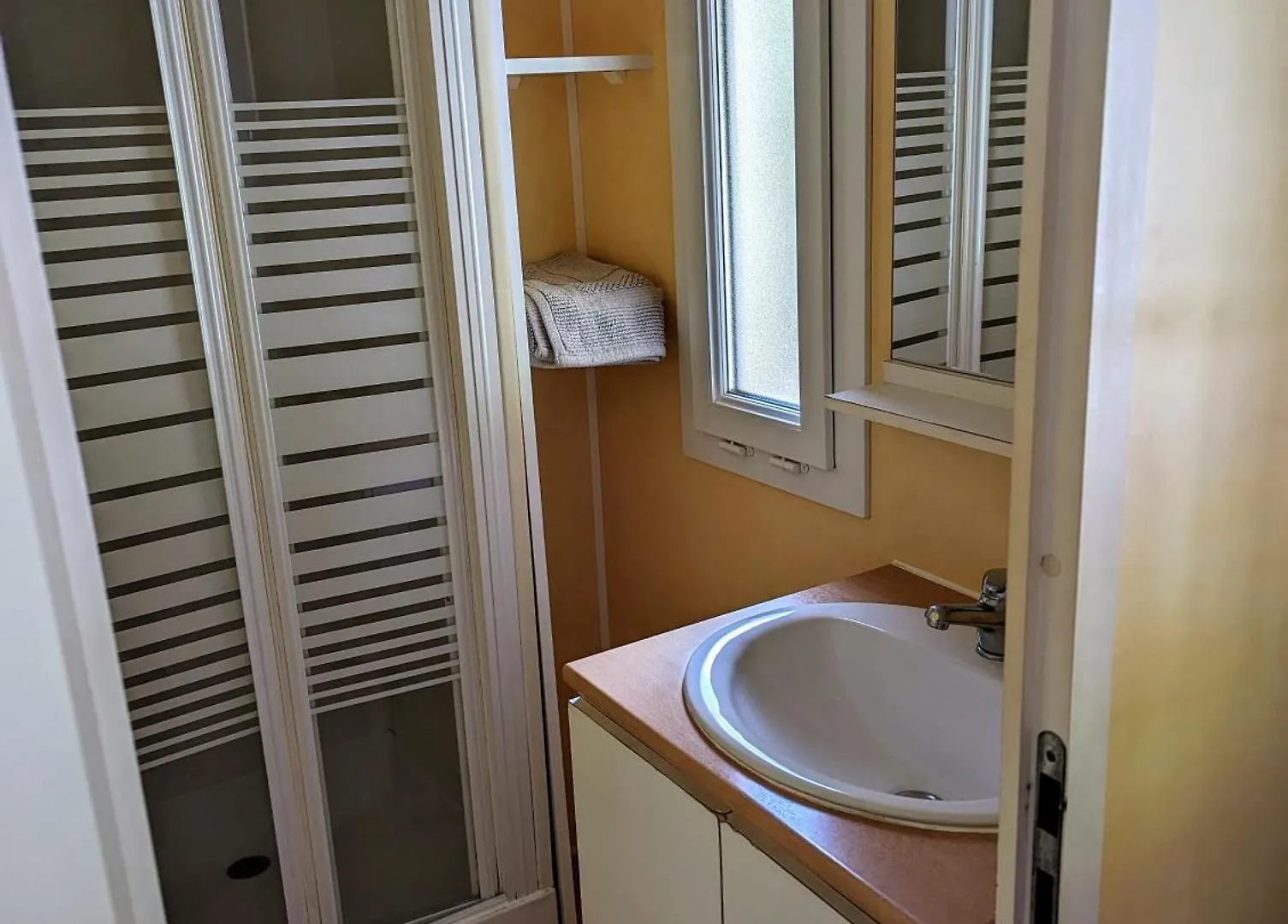 Camping Youpendi Tournon-sur-Rhone Campsite