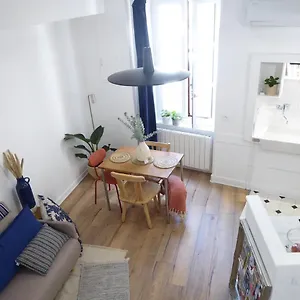  Appartement La Maison Du Chateau Au Calme Et